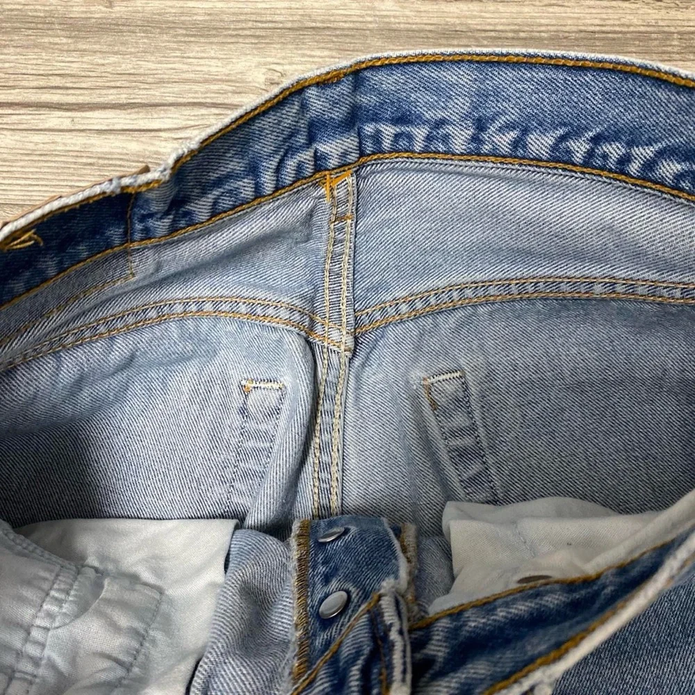 Vintage LEVIS 🖤 - Picture 5 of 8